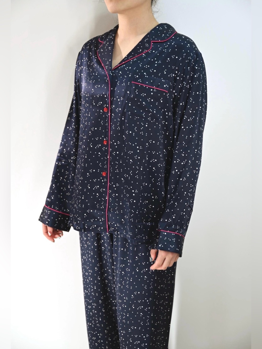 Silksilky 100% Mulberry Silk Long Sleeve Button 2 Pc Pajama Set, Navy Polkadot